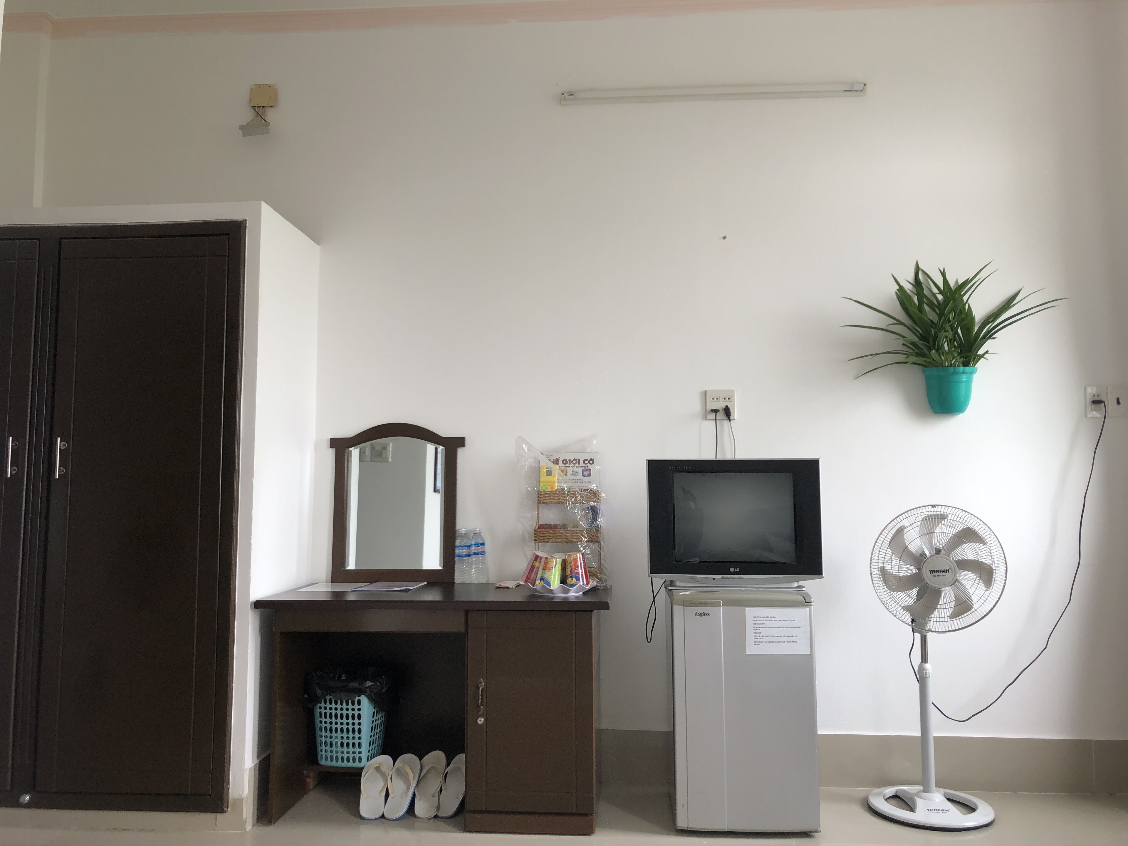 standard room | room amenity