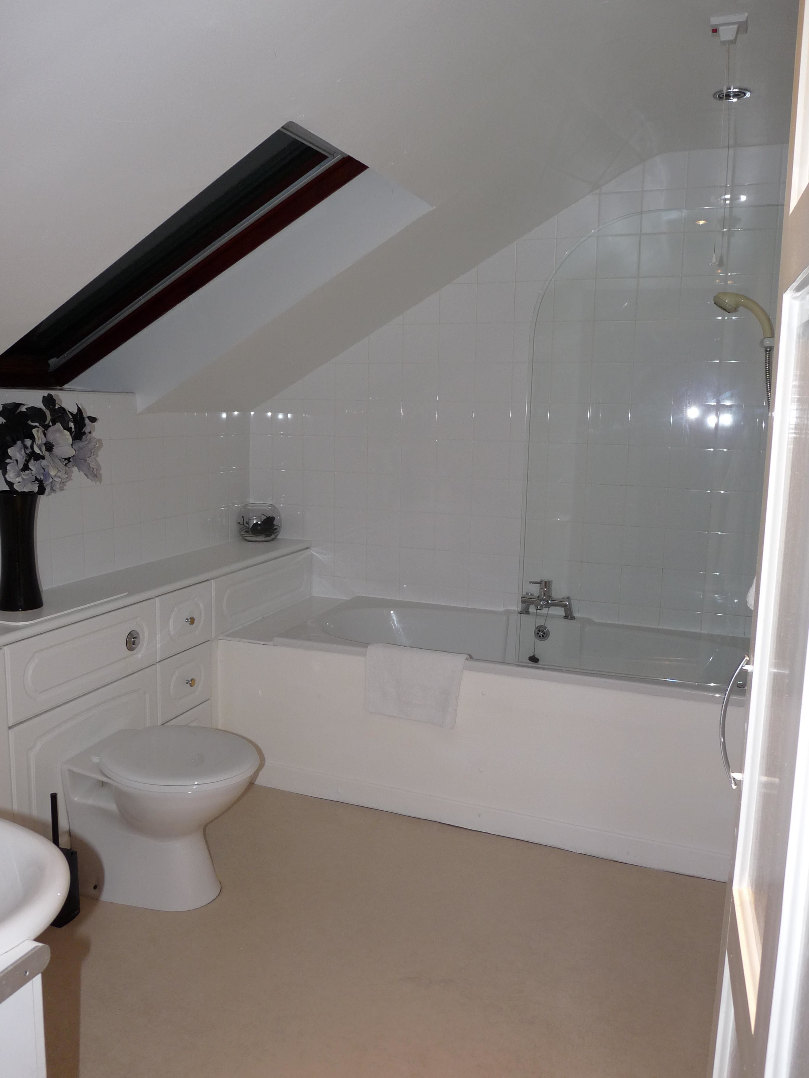 suite | bathroom | hair dryer, towels