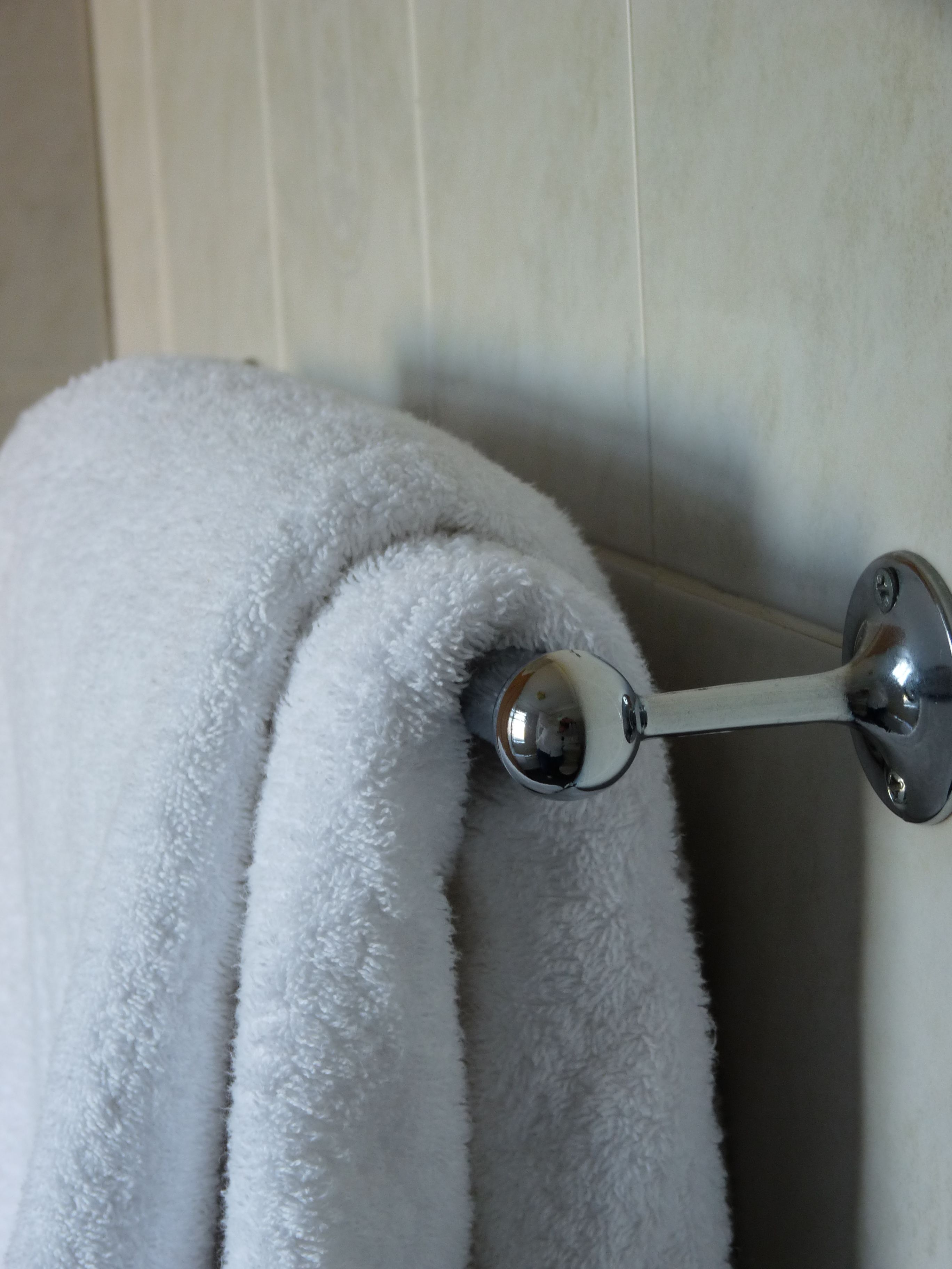 single room | desk, free wifi, bed sheets