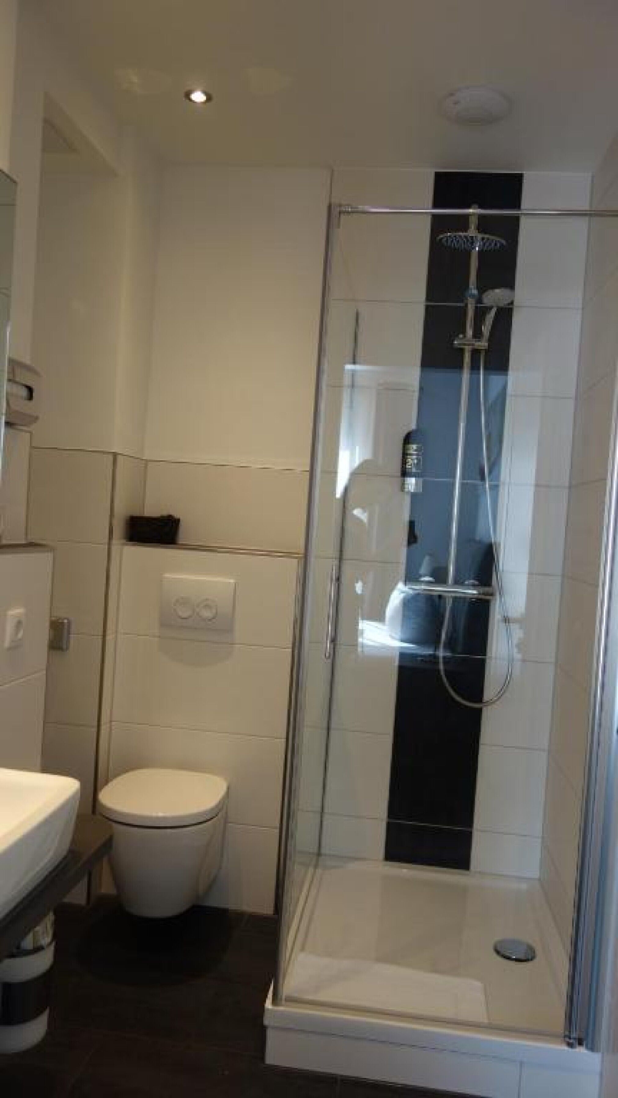 comfort double room, 1 queen bed, non smoking | bathroom | shower, rainfall showerhead, hair dryer, towels