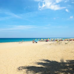 Beach nearby, sun-loungers, beach umbrellas