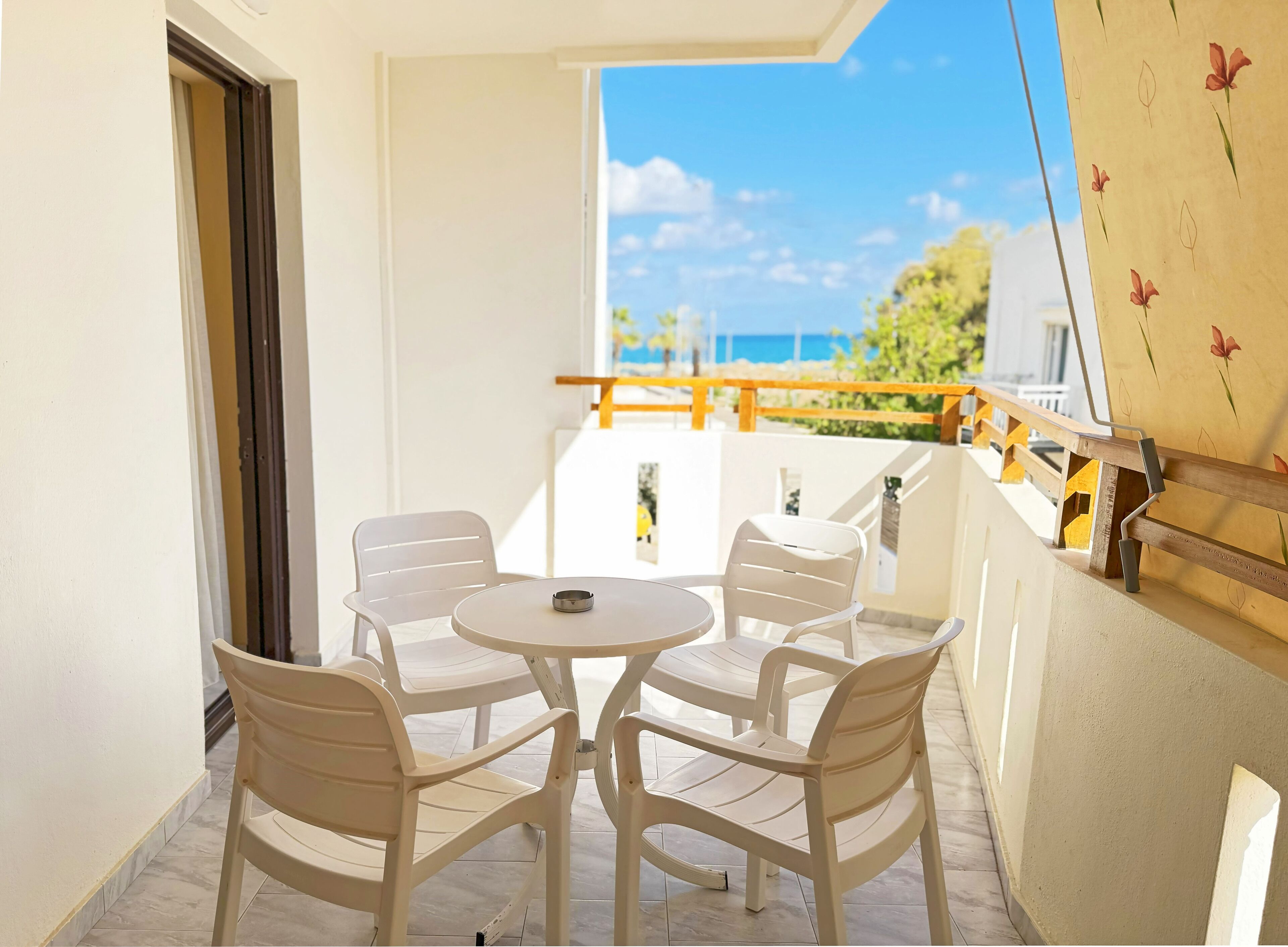 Departamento básico, vista al mar | Balcón