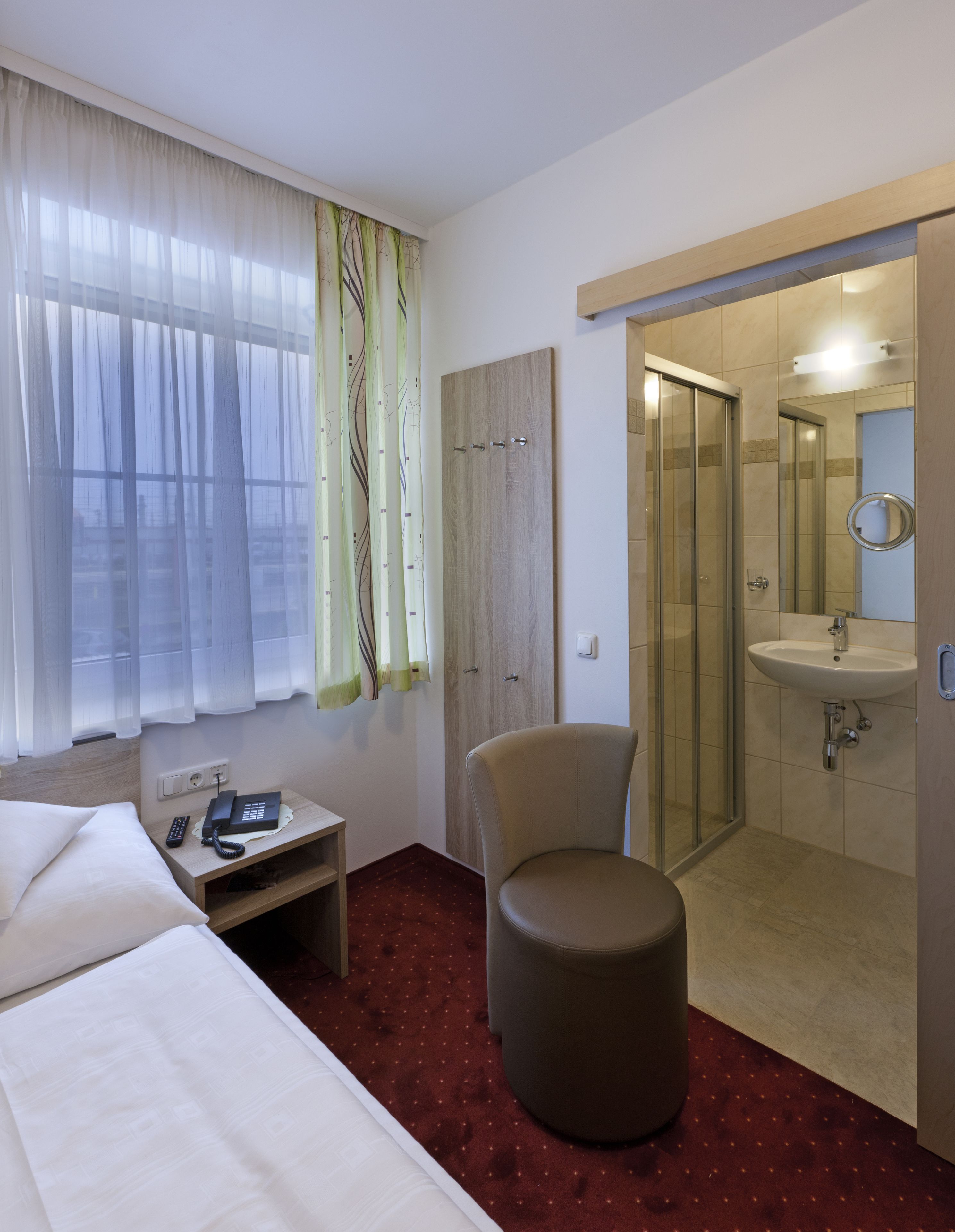 single room | bathroom | shower, hair dryer, towels