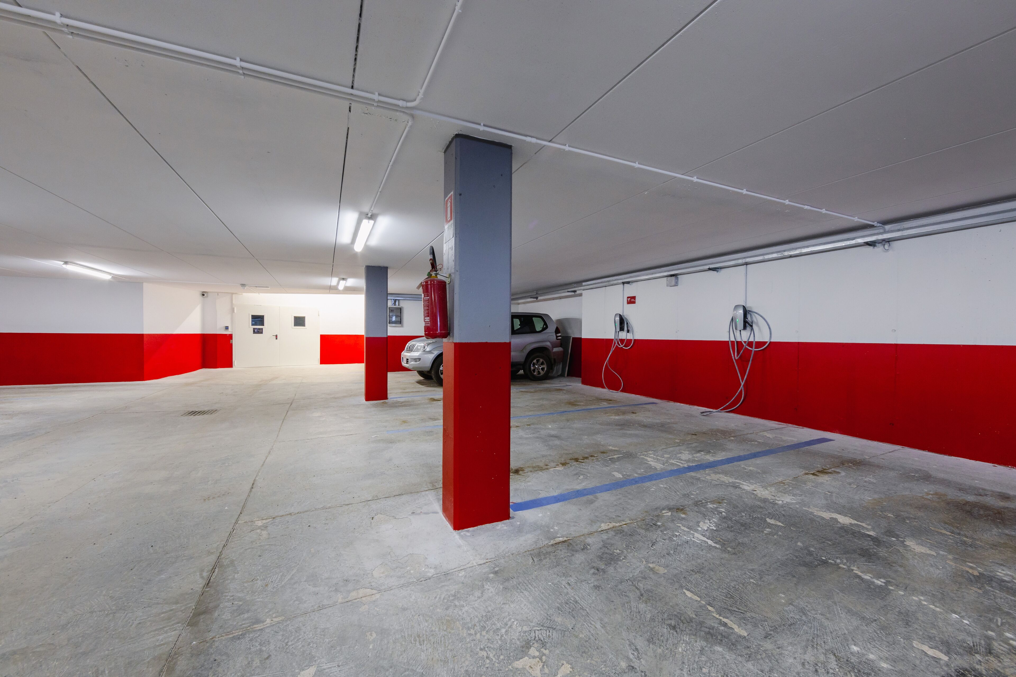 self-parking (surcharge) 5 per night