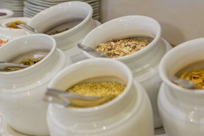 Free daily continental breakfast - Hotel Ramon (Campitello di Fassa)