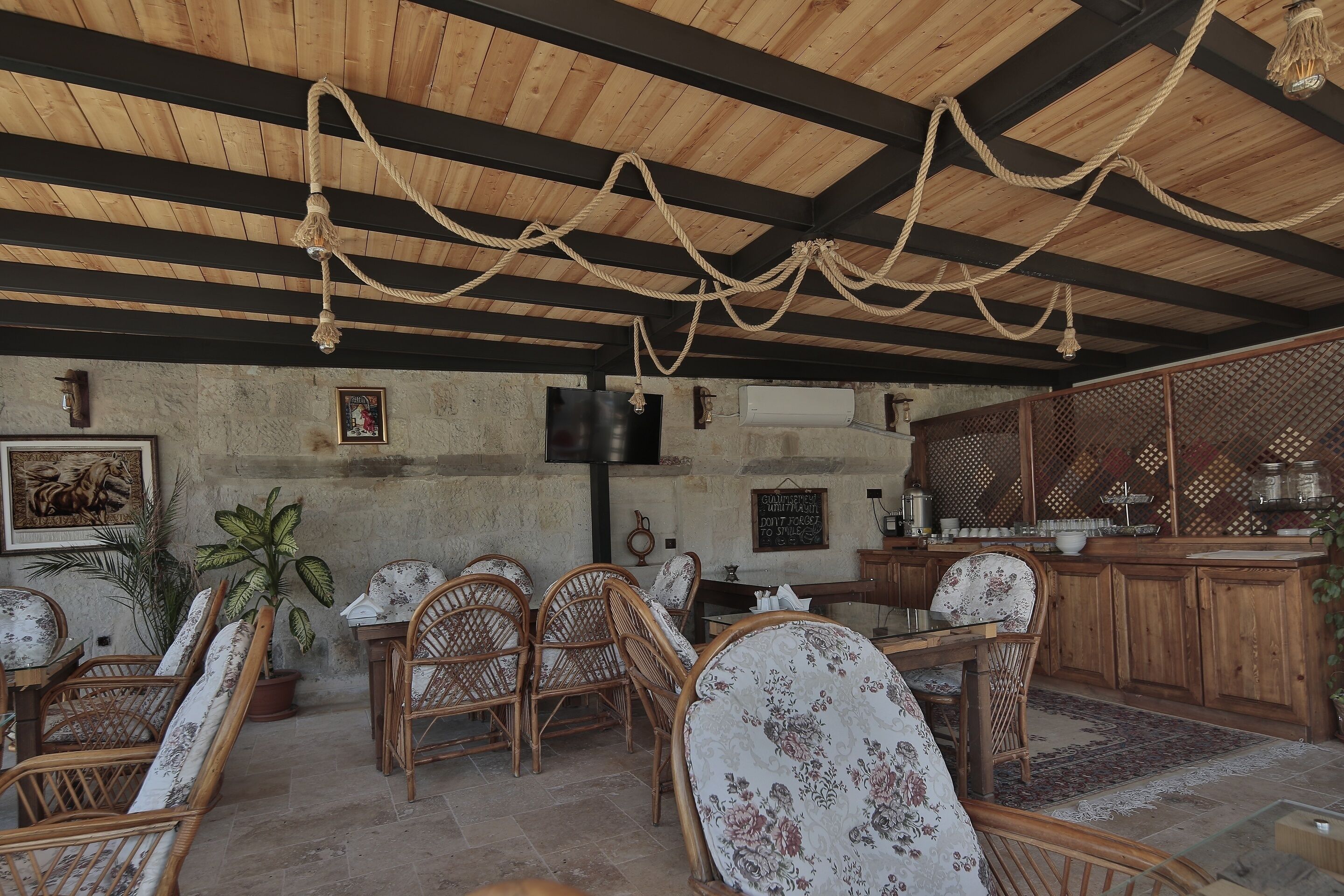 Photo - Aren Cave Hotel And Art Gallery