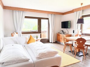 Familienzimmer | 1 Schlafzimmer, hochwertige Bettwaren, Zimmersafe, Schreibtisch