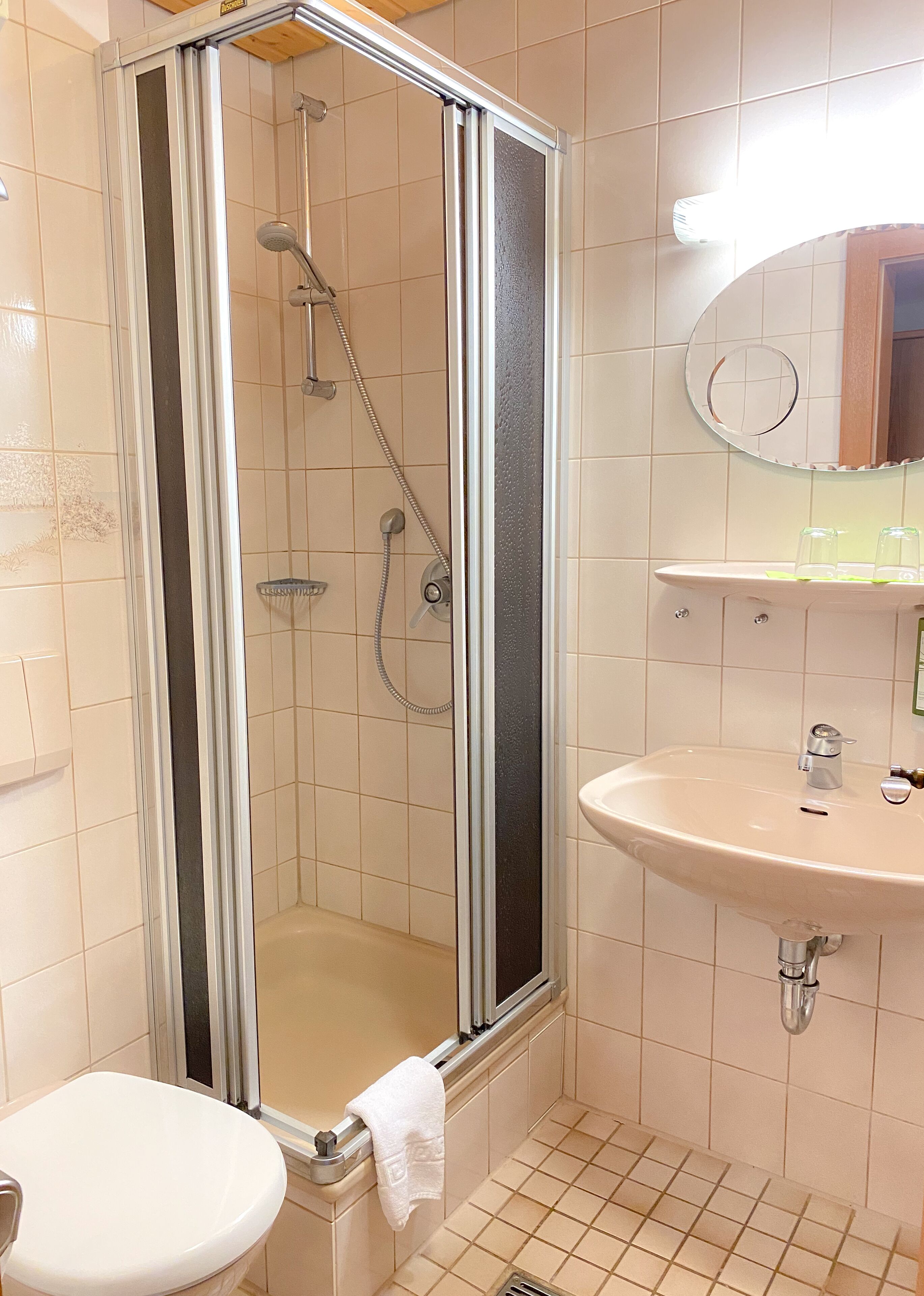 classic double or twin room, 1 bedroom, mountain view | bathroom | free toiletries, bathrobes, towels