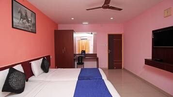 Standard Double or Twin Room, 1 Bedroom, Private Bathroom