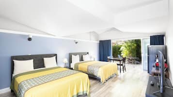 Classic Room with 2 Queen Beds