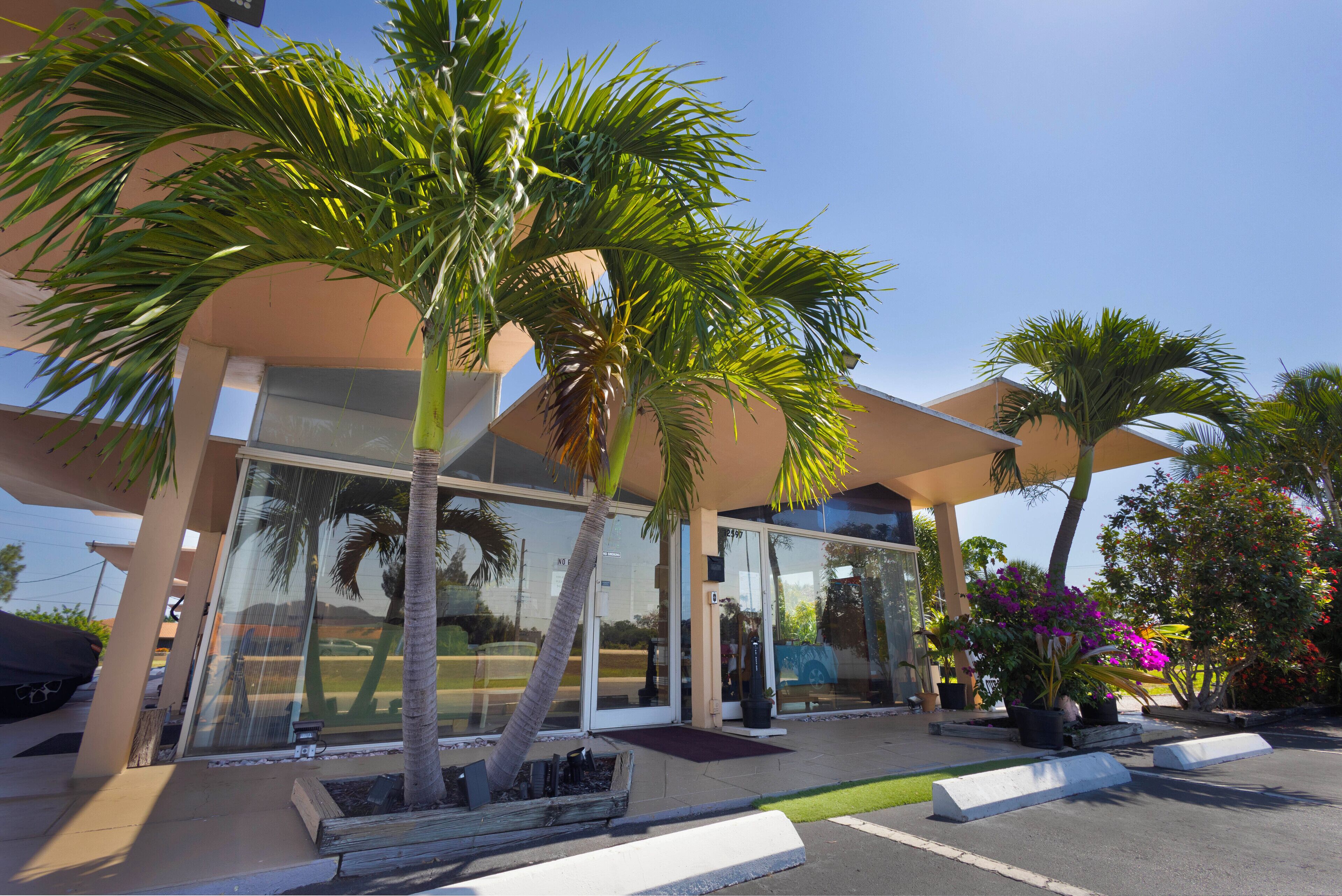 واجهة المنشأة