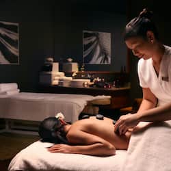 Couples treatment room(s), body treatments, aromatherapy