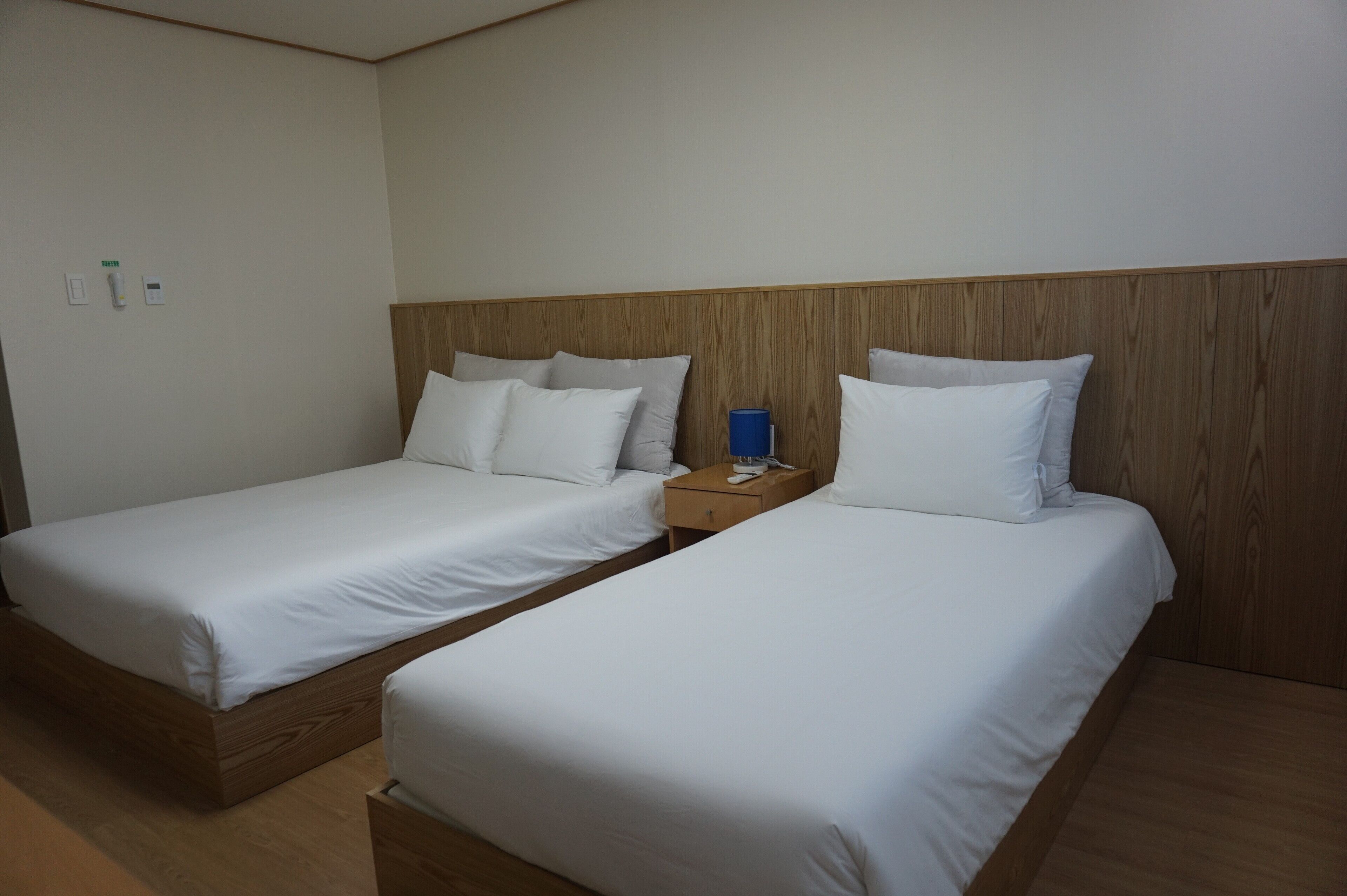 basic house, 4 bedrooms, kitchen | 1 bedroom, premium bedding, blackout curtains, soundproofing