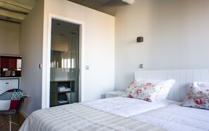 開放式客房 (Vitória) | 隔音、熨斗/熨衣板、免費無線上網