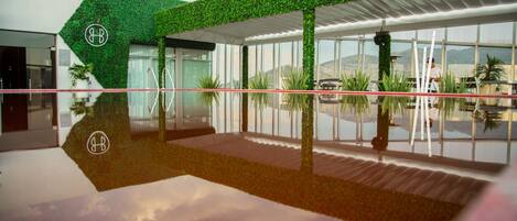 Outdoor pool, open 8:00 AM to 9:00 PM, pool loungers