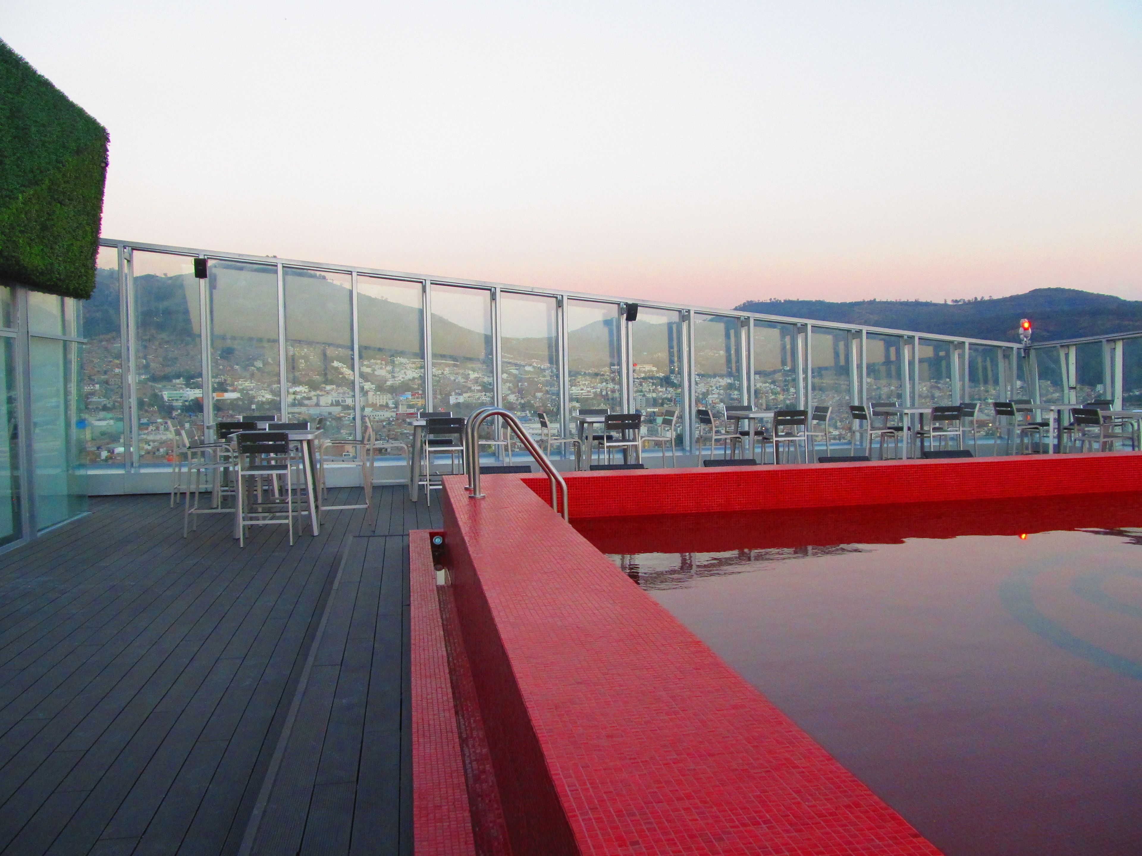 outdoor pool, open 8:00 am to 9:00 pm, pool loungers