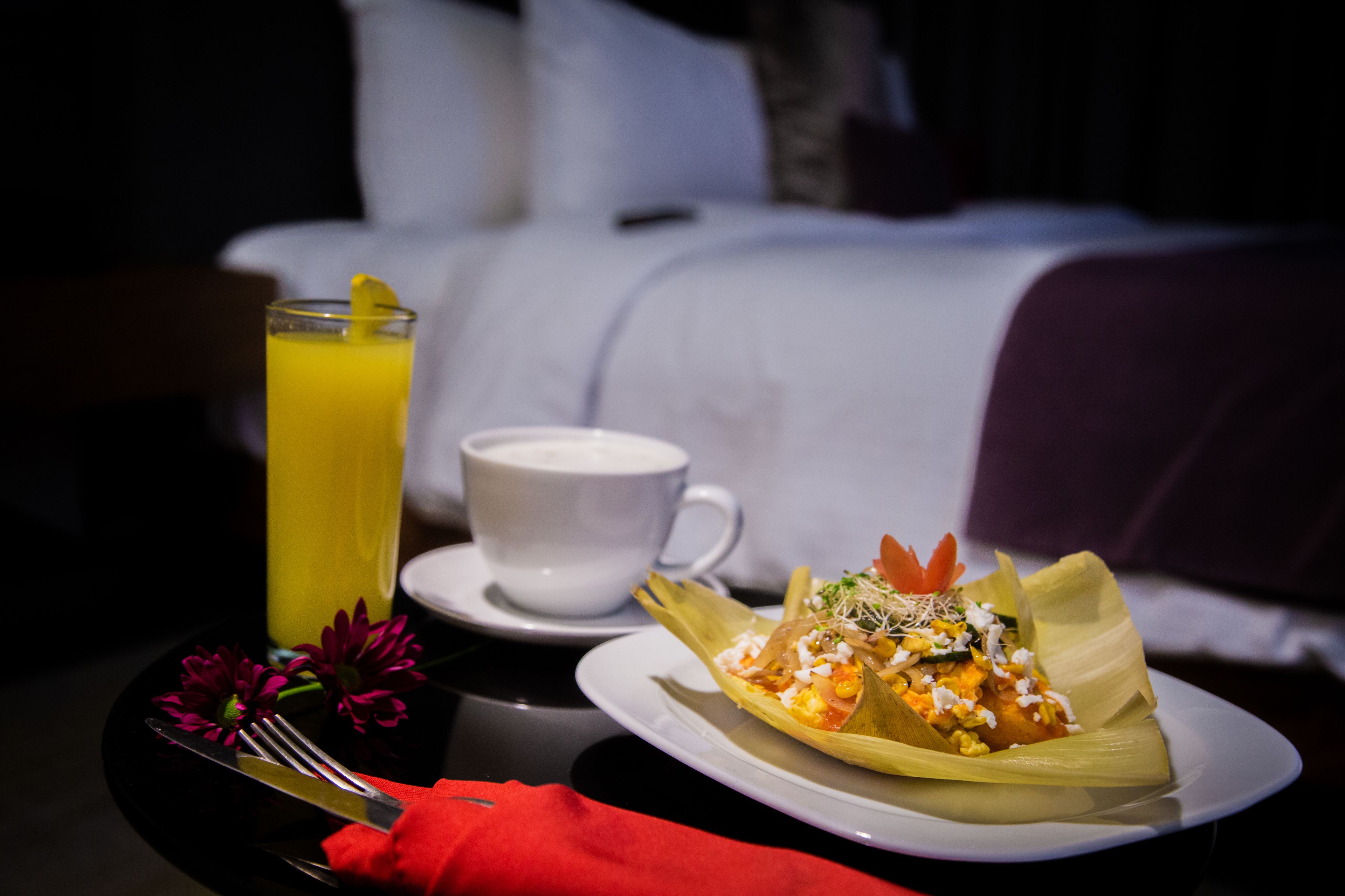 junior room, 1 king bed | 1 bedroom, egyptian cotton sheets, premium bedding, in-room safe