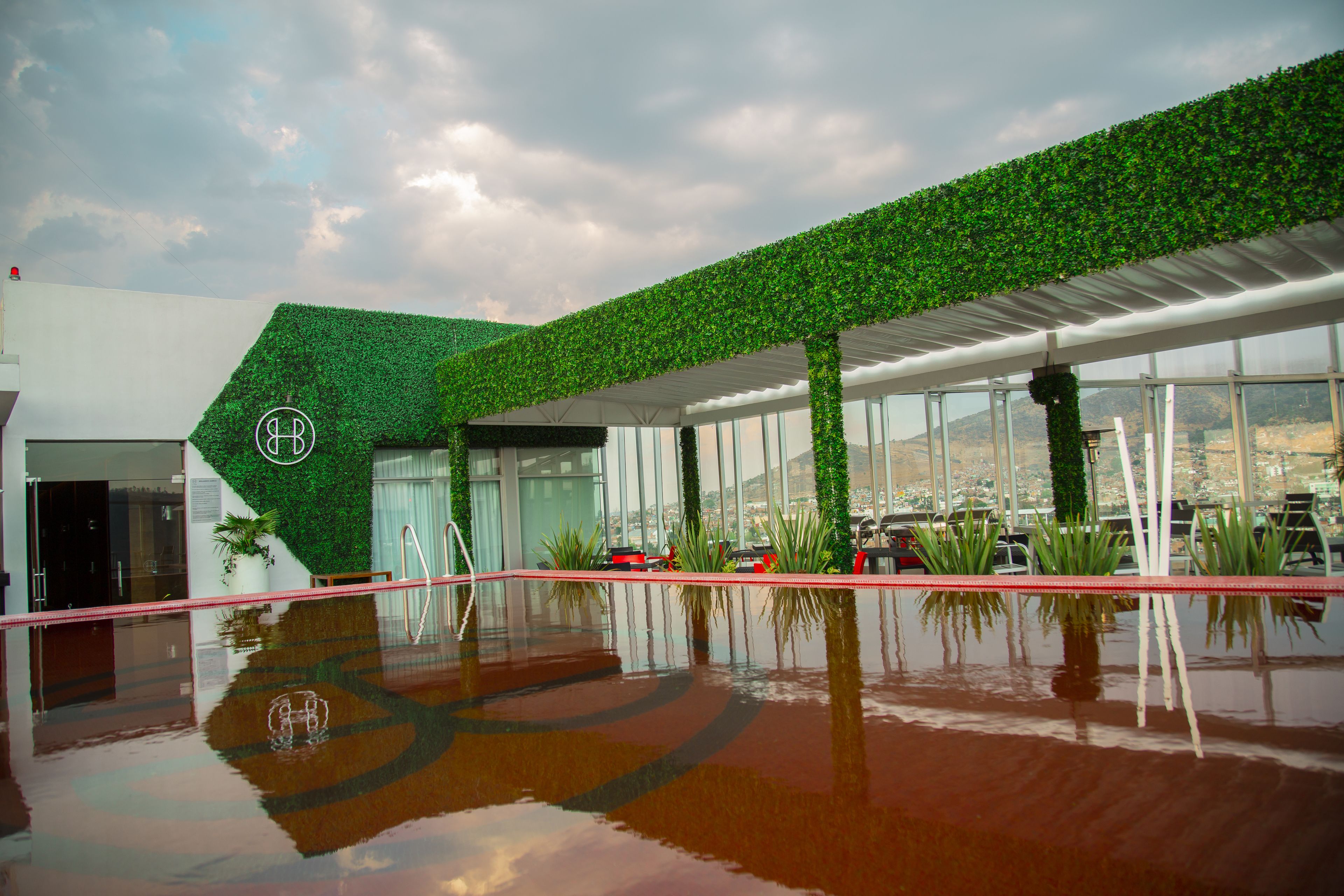 60-inch smart tv with cable channels, tv