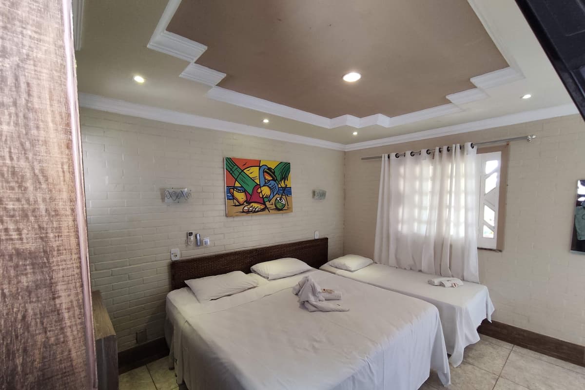 Minibar, wi-fi (inkludert) og sengetøy