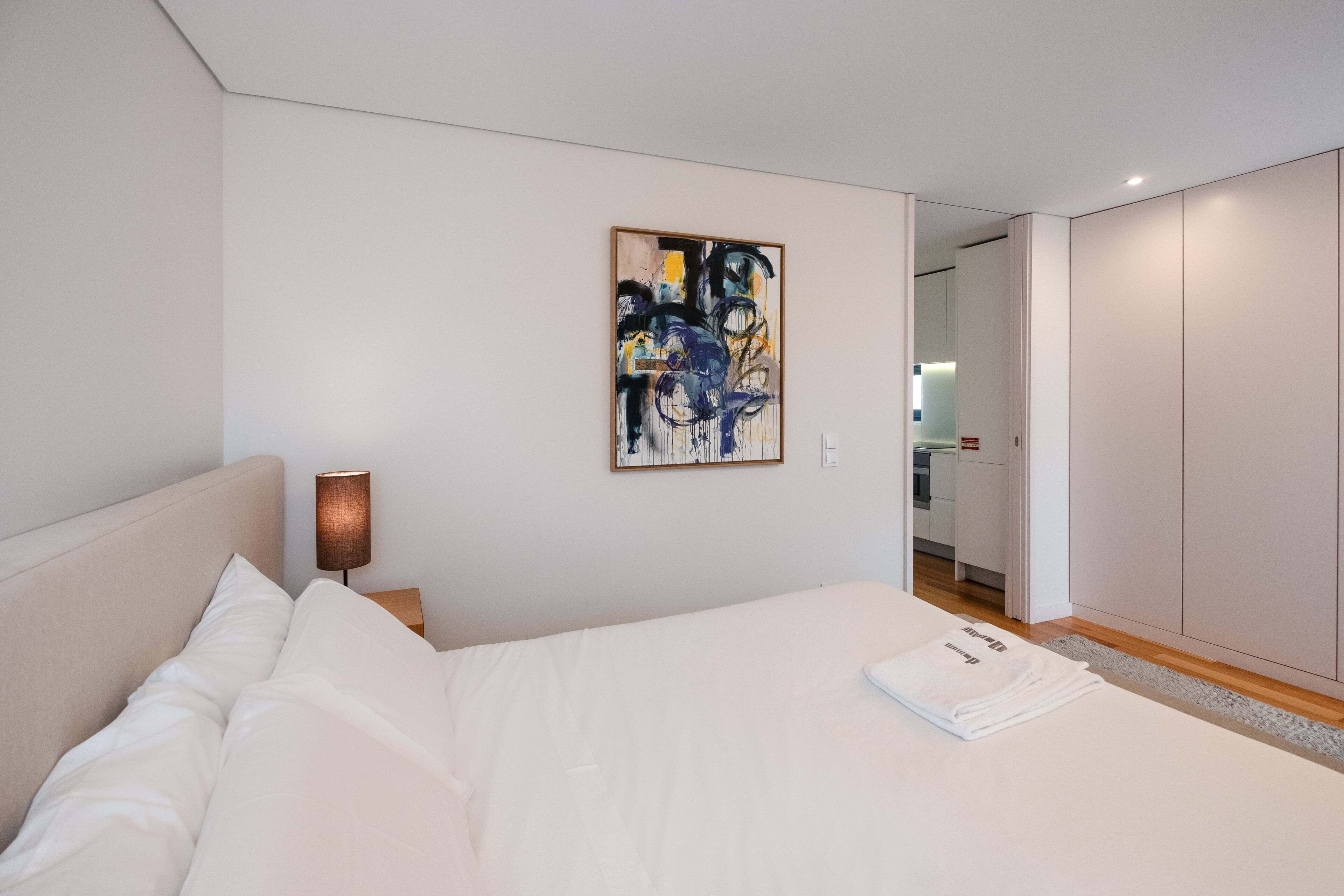 premium apartment, 1 bedroom | room amenity