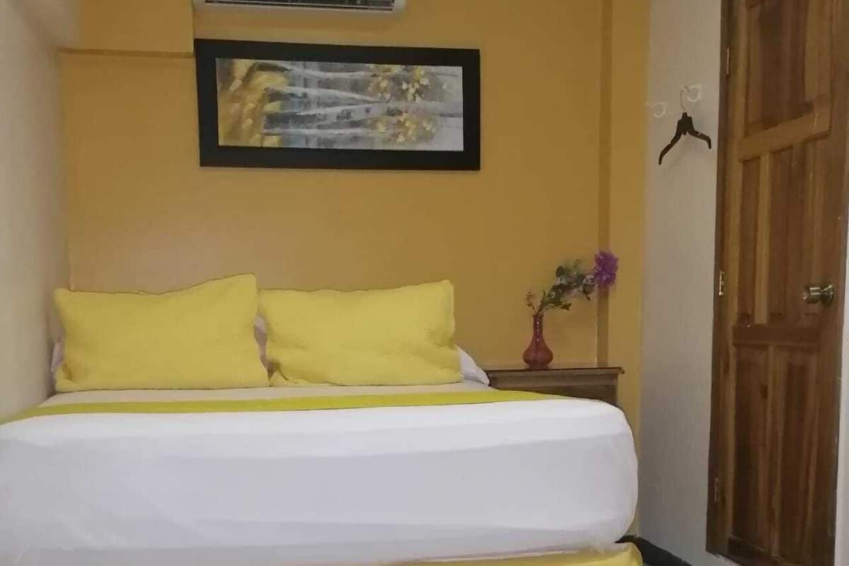 standard room, 1 queen bed | iron/ironing board, rollaway beds, free wifi, bed sheets