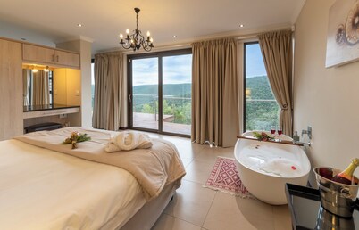 Alkantmooi Nature Reserve Keurkloof Units