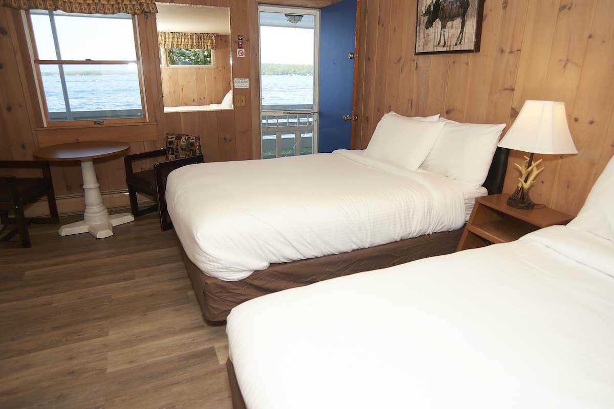 cabin, 2 double beds, kitchenette, lake view | free wifi, bed sheets
