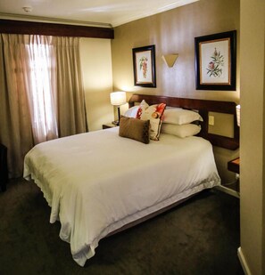 고급 침구, 책상, 다리미/다리미판, 무료 WiFi