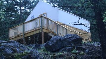 Deluxe Tent, Mountain View, Mountainside | Premium bedding, free rollaway beds