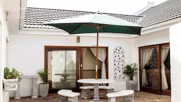 Comfort kamer, Meerdere bedden | Terras