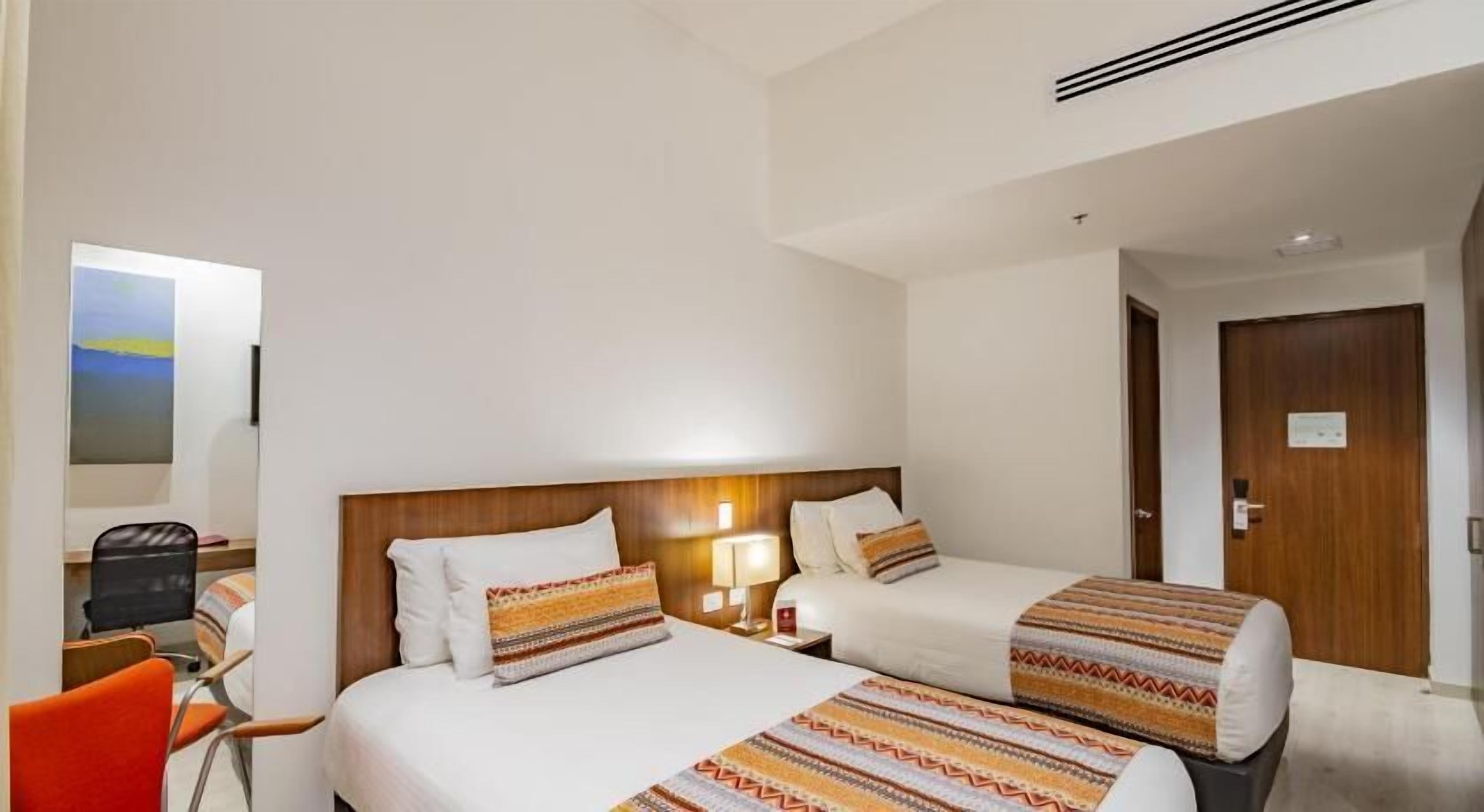 Minibar, in-room safe, desk, laptop workspace