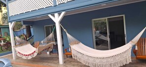 Living area - Cabinas Marielos (Tamarindo)
