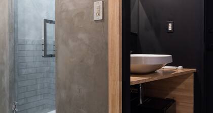 ARTIST HOTEL - BnA HOTEL Koenji