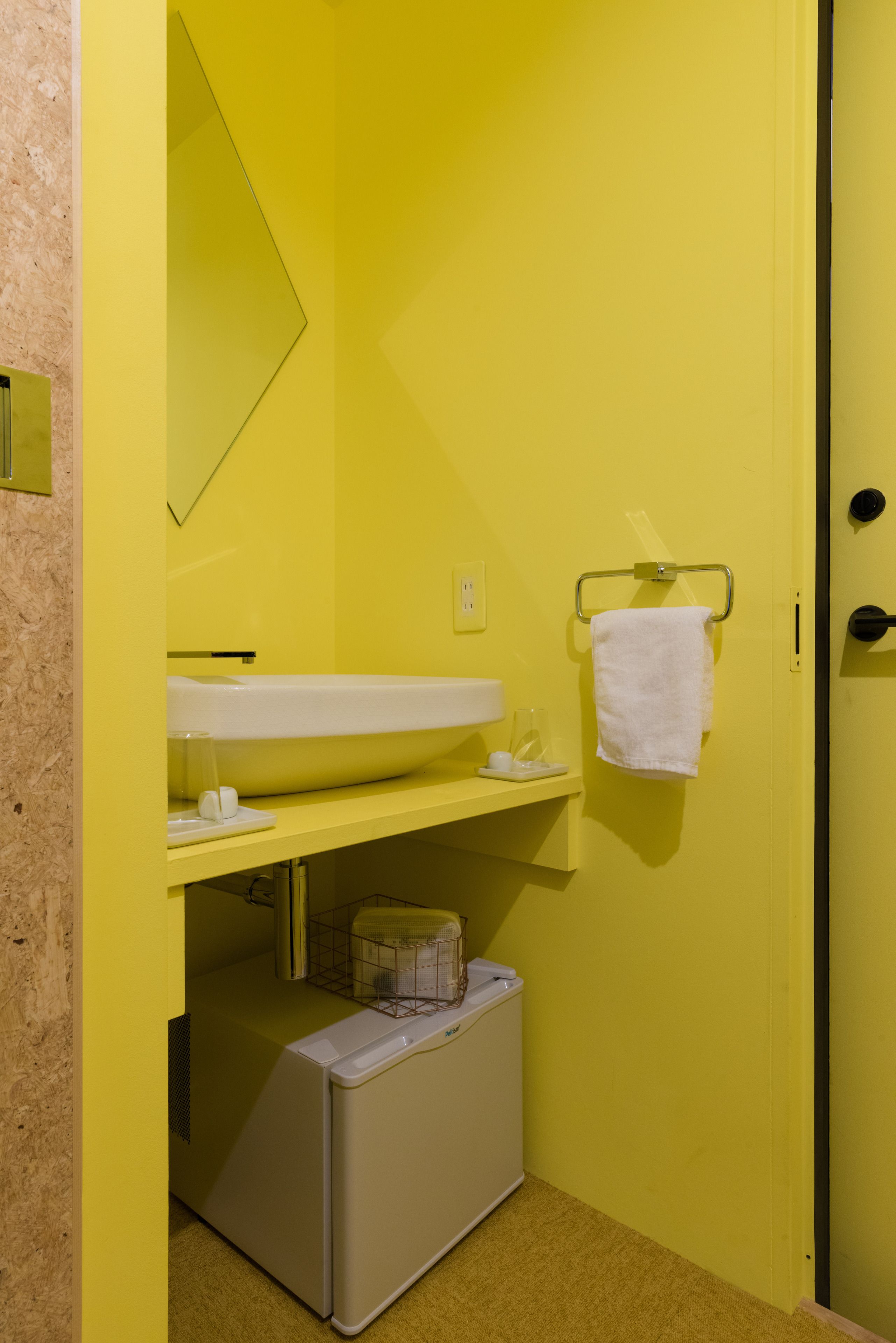 "ten" by ryuichi ogino | bathroom sink