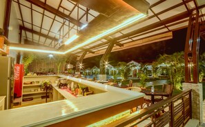 Bar (on property) - Rema Tourist Inn (Puerto Princesa)