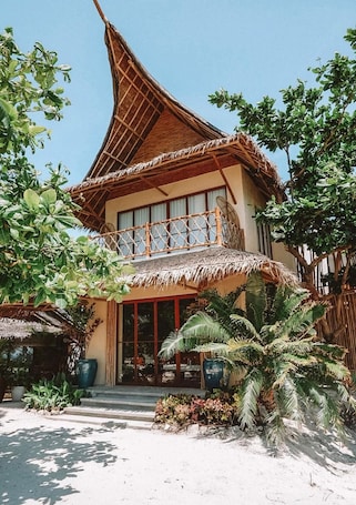 Fachada. Amihan Beach Cabanas