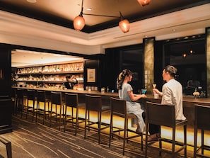 Bar (in der Unterkunft)