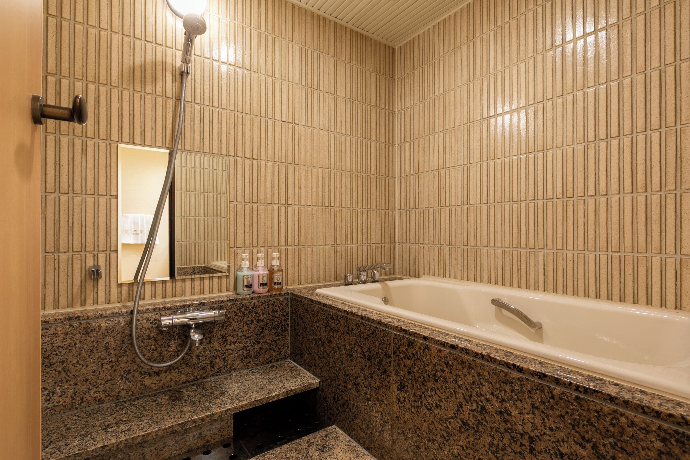 japanese western room, non smoking (up to 6 pax. futons provided for 3-5 pax, extra bed for 6 pax) | bathroom | combined shower/bathtub, deep-soaking bathtub, free toiletries