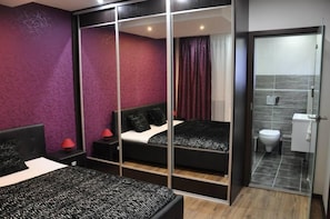 Apartament de luxe, 1 llit de matrimoni gran i sofà llit | Escriptori, habitacions insonoritzades i wifi gratuïta