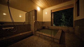 Executive Sakura Japanese-Western Quad Room | Bathroom | Combined shower/tub, spring water tub, free toiletries, hair dryer
