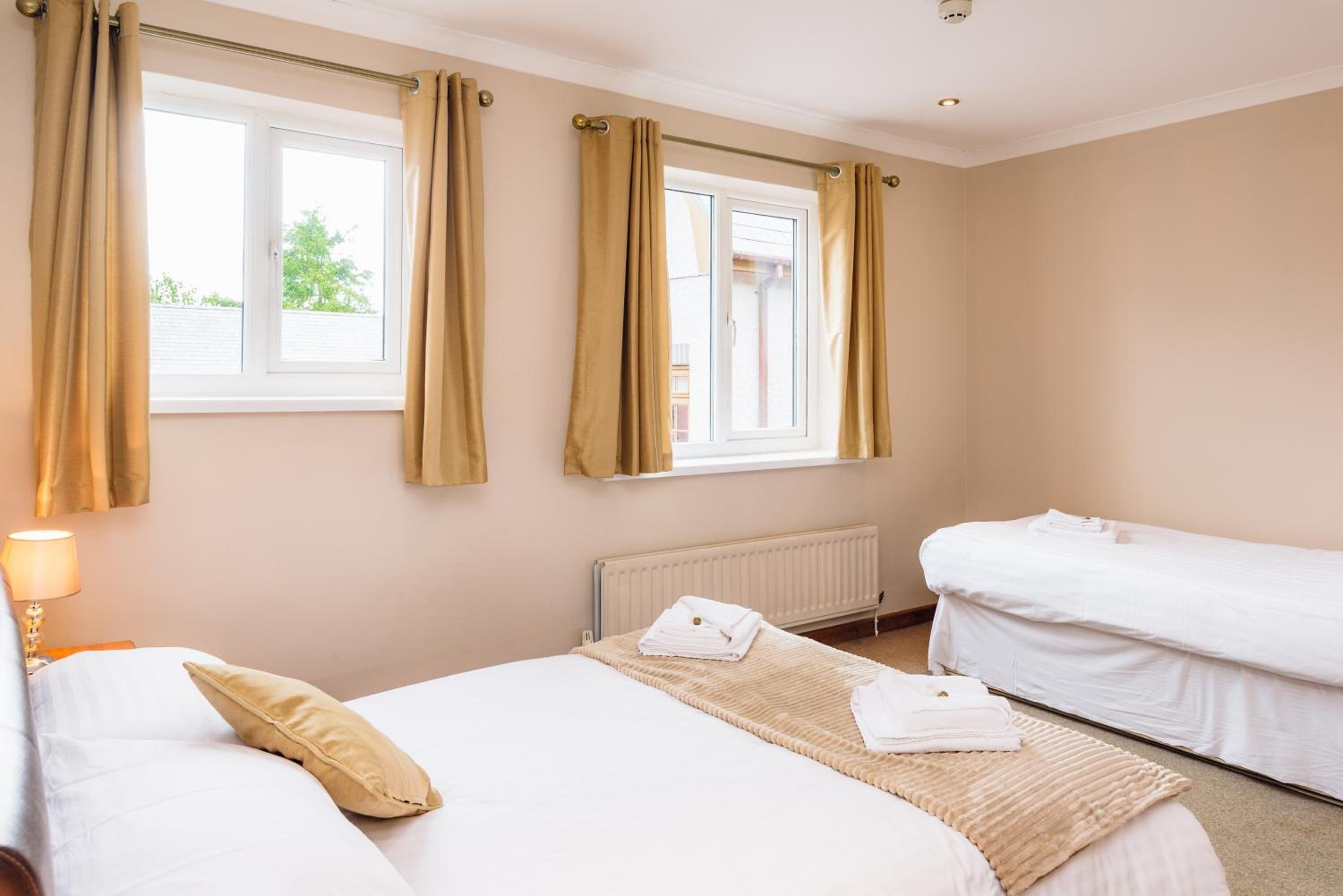 iron/ironing board, bed sheets