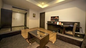 Hazel Suite | Living area - The Fern Residency Kolkata (Barasat)