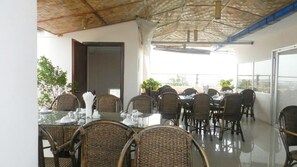 Breakfast served - Real Link Hotel (Yangon)