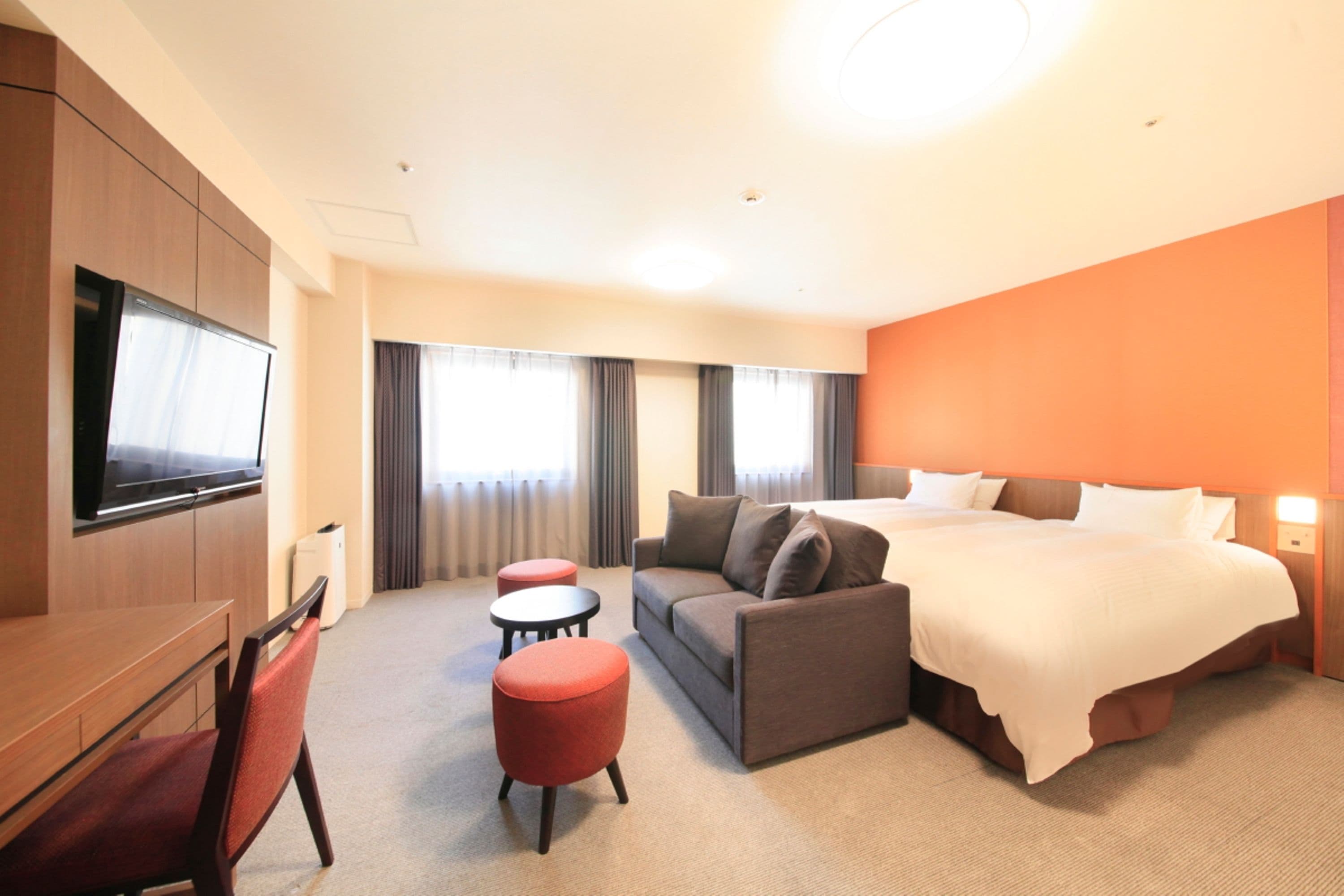 Skrivbord, strykjärn/strykbräda och gratis wi-fi