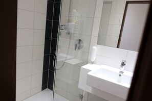 ของใช้ในห้องน้ำฟรี, ผ้าเช็ดตัว