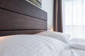 Standard Room | Desk, soundproofing, free WiFi, bed sheets