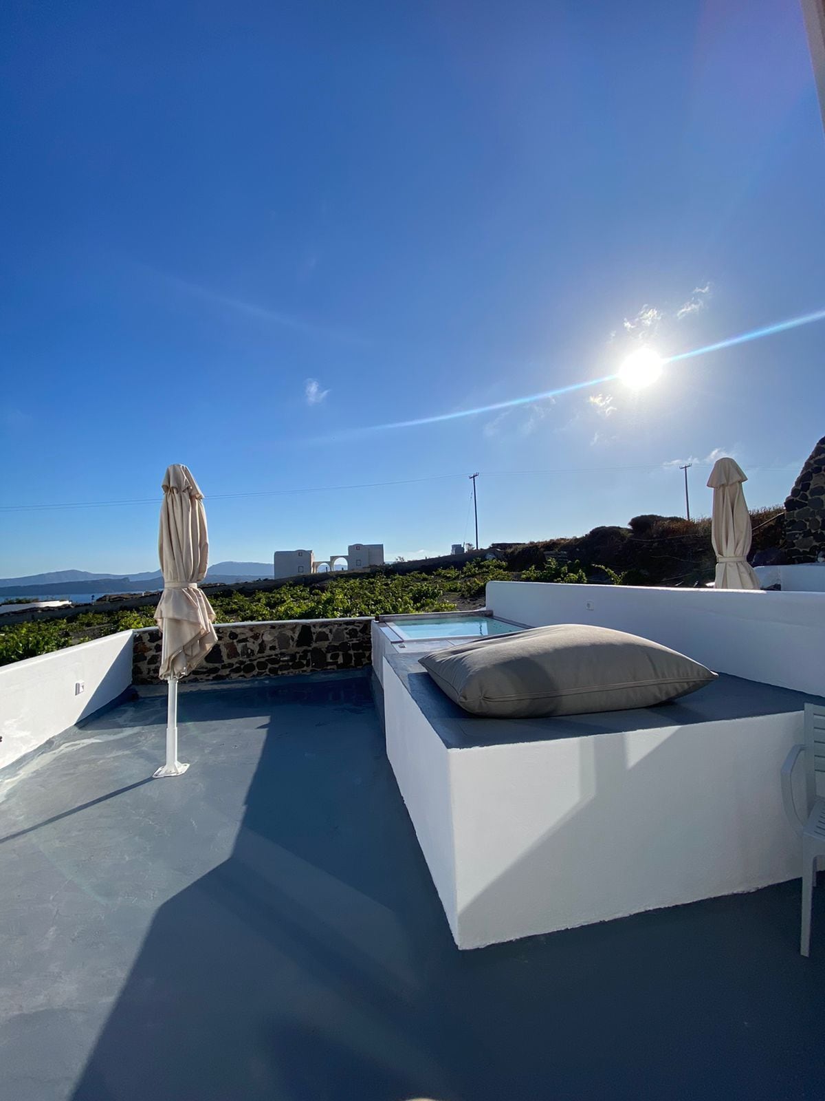 bright suite with hot tub | private spa tub