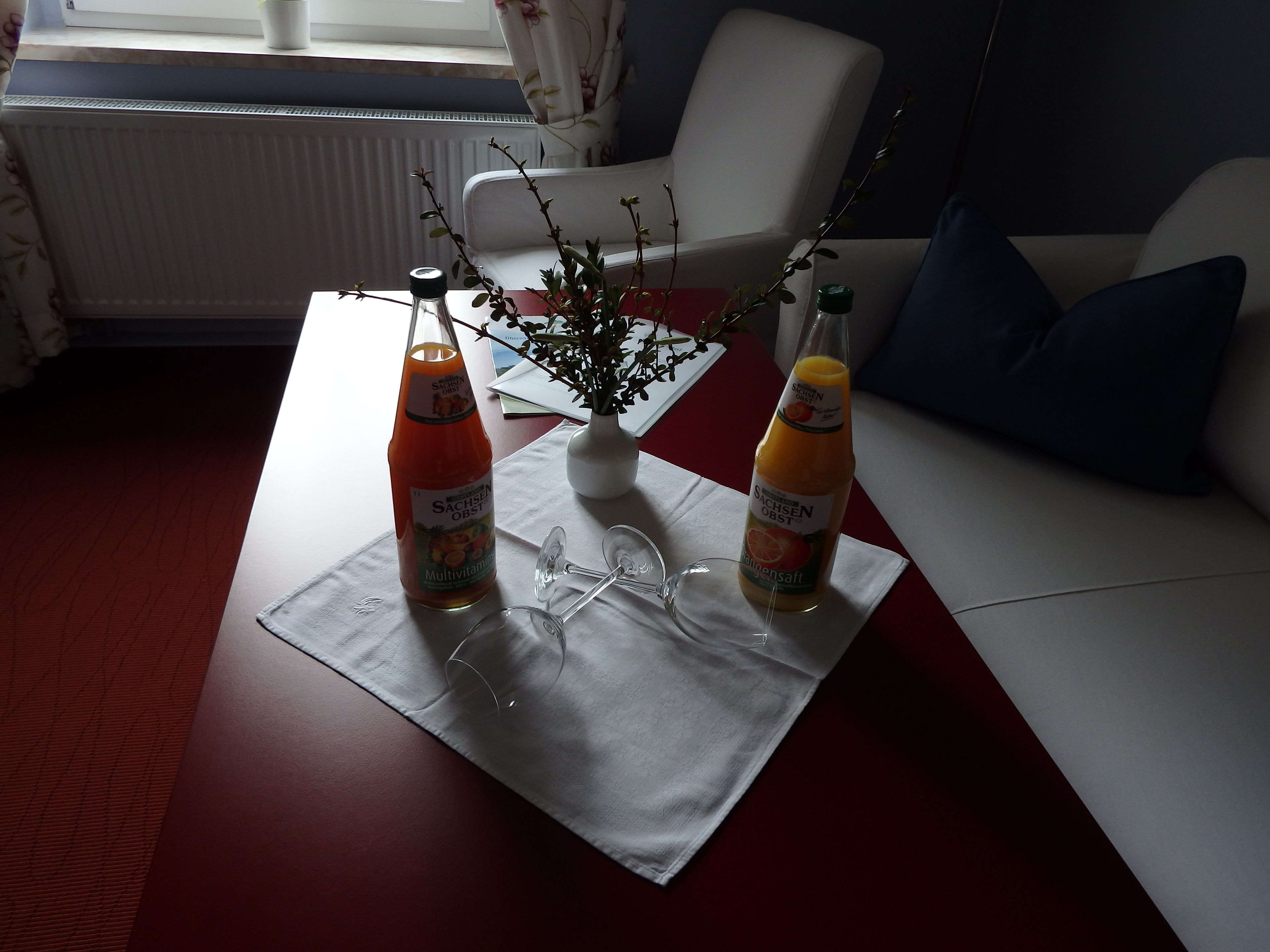 hypo-allergenic bedding, blackout curtains, cots/infant beds, free wifi