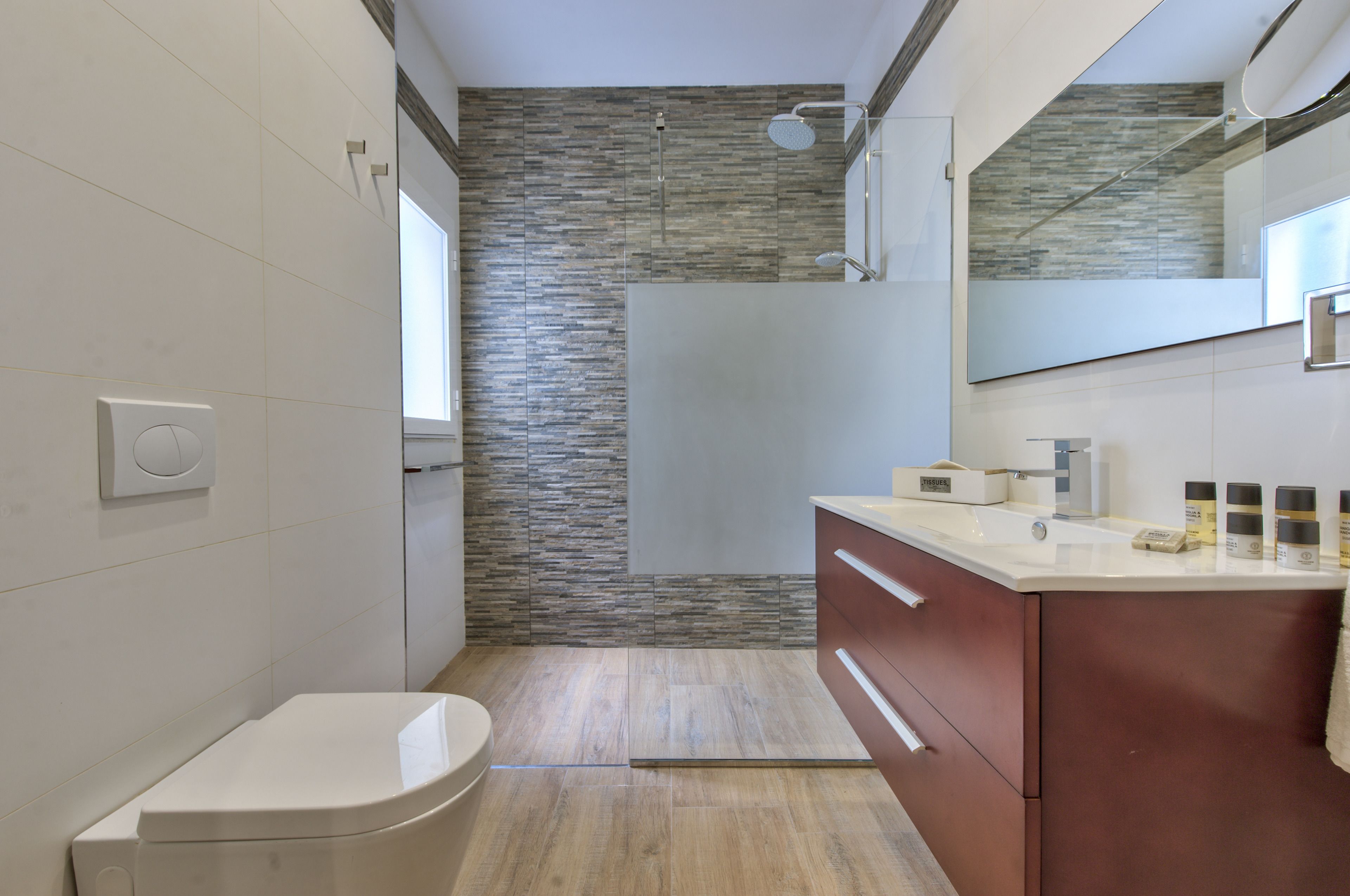 luxury suite | bathroom | free toiletries, hair dryer, towels