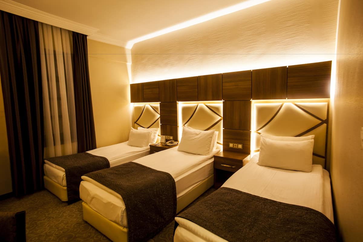 standard triple room | view from room